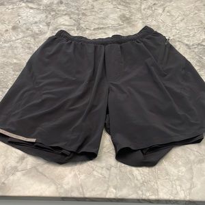 Lululemon Men’s Compression-lined running shorts. Size L.